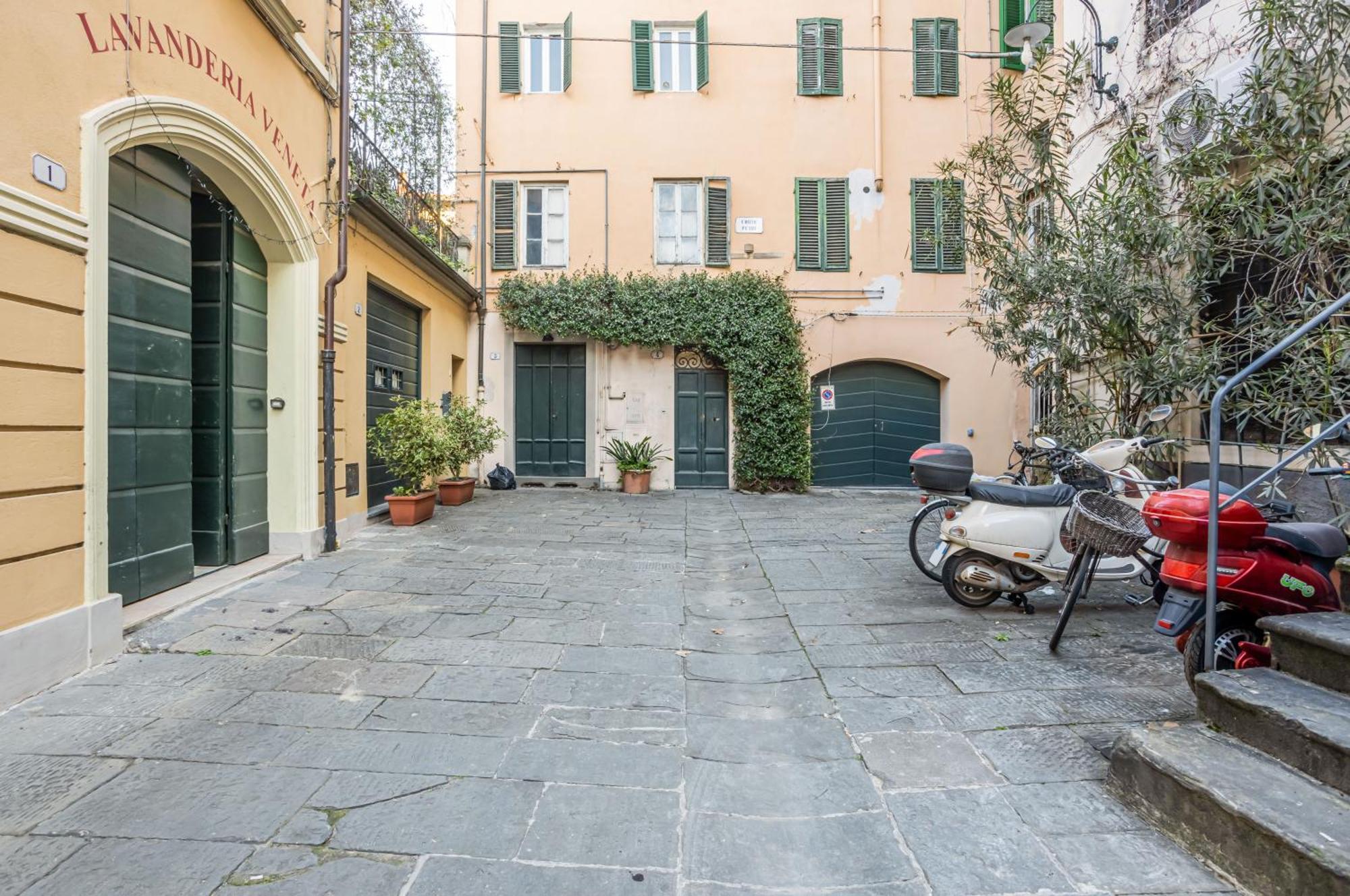 Charming Apartment In The Centre Of Lucca! Exterior foto